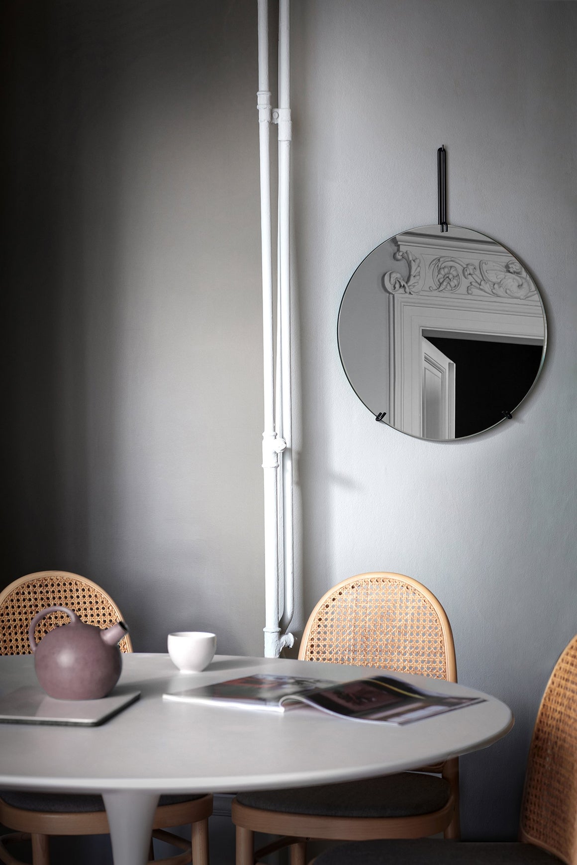 Wall Mirror - Black - 50cm Ø
