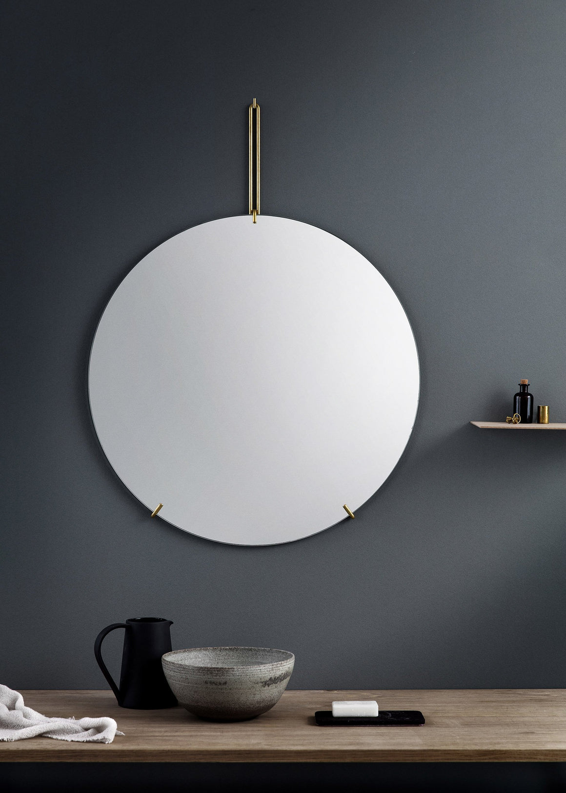 Wall Mirror - Brass - 70cm Ø